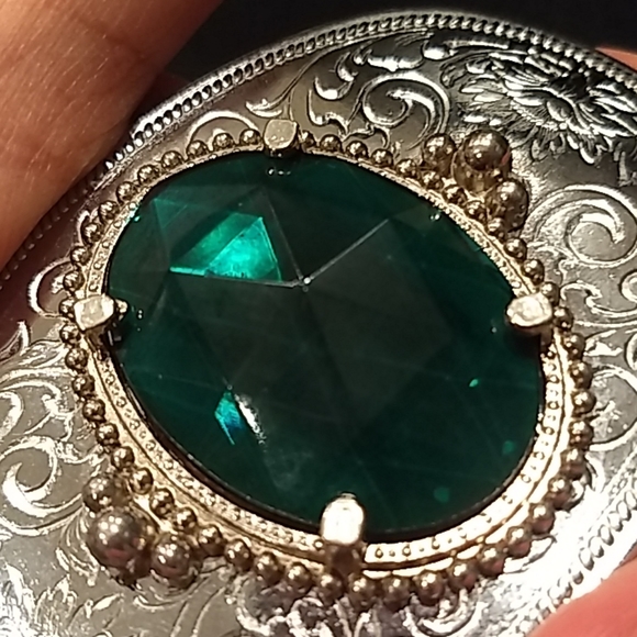 no brand Accessories - ❤FINAL PRICE ❤️💚Silver Buckle ) With big stone 💚